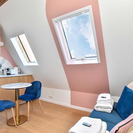 Newly Renovated Studio Under The Parisian Roofs - Arc De Triomphe Apartment Екстериор снимка