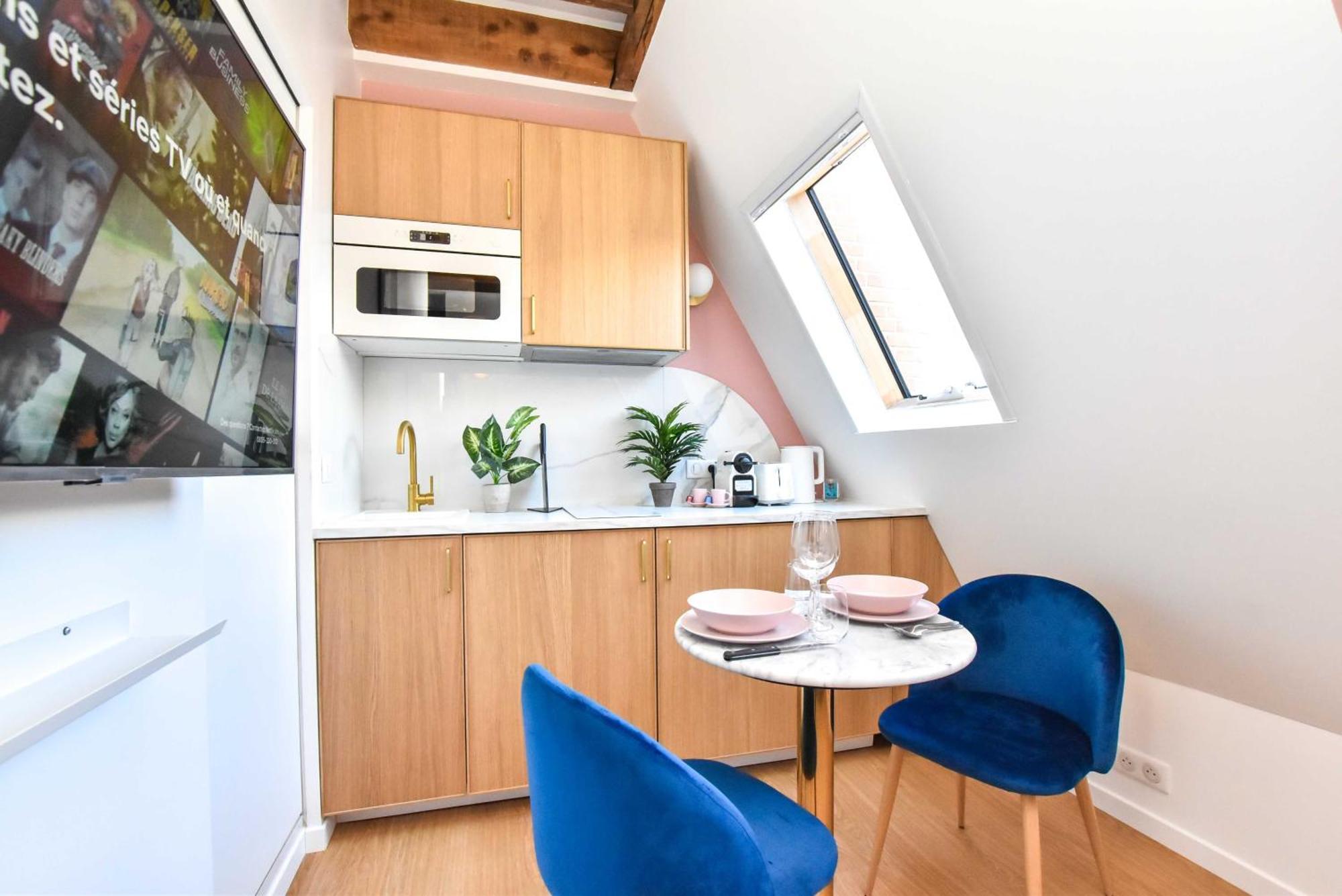 Newly Renovated Studio Under The Parisian Roofs - Arc De Triomphe Apartment Екстериор снимка